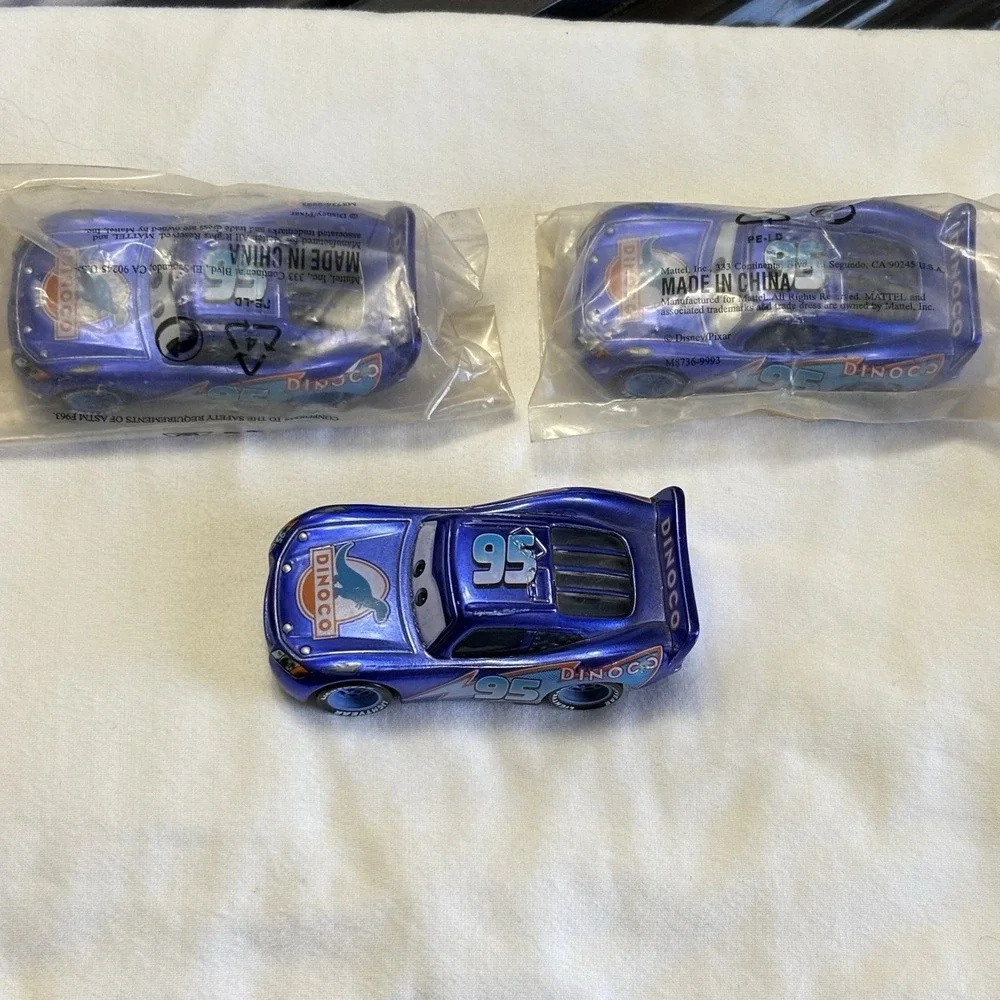 Disney Pixar Limited Edit BLU RAY Lightning McQueen Dinoco Die Cast Car RARE NEW - Picture 7 of 7